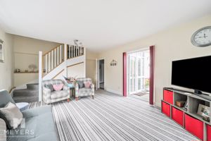 Lounge- click for photo gallery